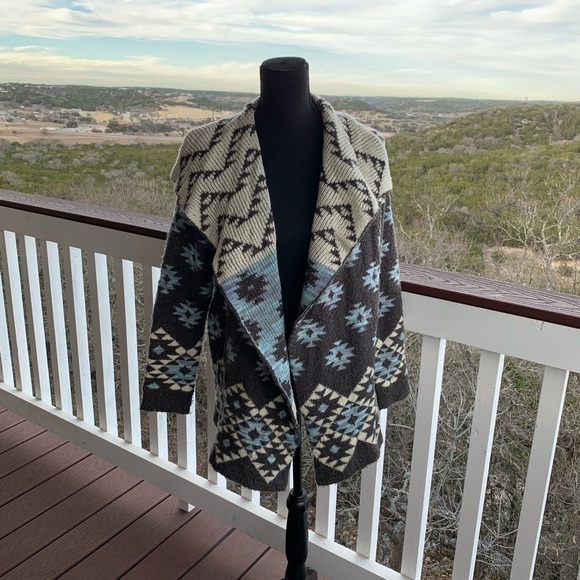 Eyeshadow Aztec & Tribal Print Open Navy Cardigan Sweater - Picture 3 of 12